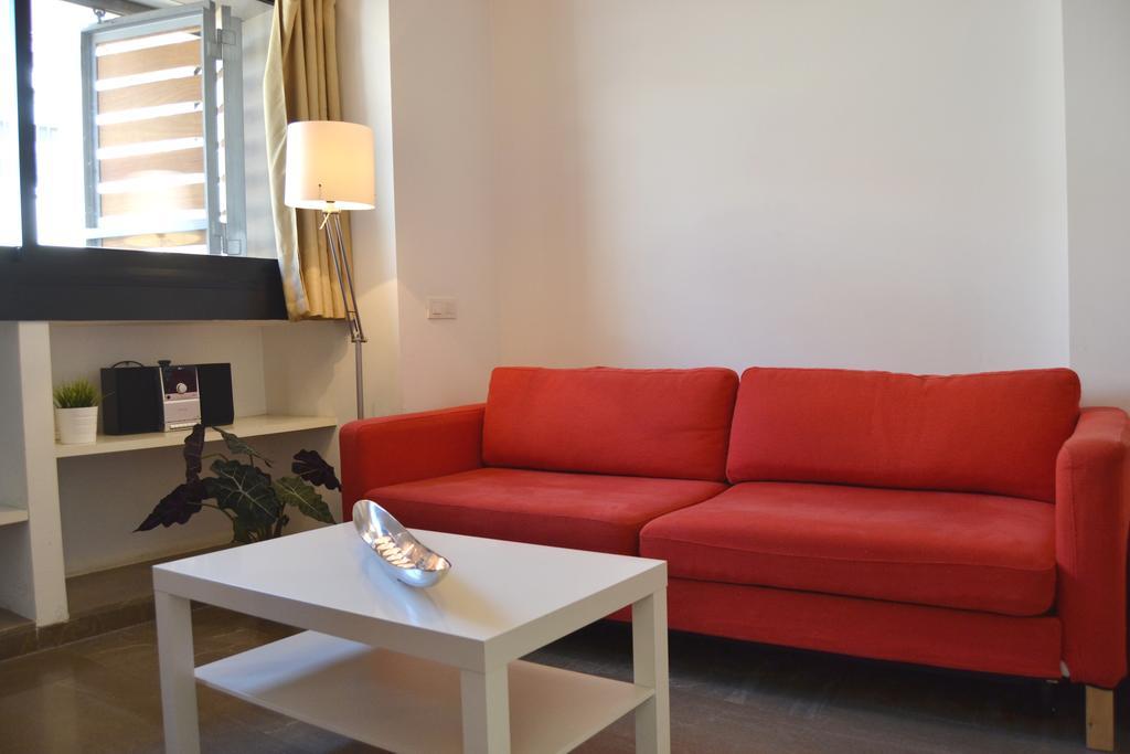 Apartamentos Living Valencia-Vitoria Oda fotoğraf